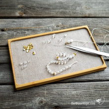 Load the image into the gallery viewer, beading tablet with felt | Der Blaue Vogel
