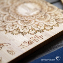 Chakra board with mudras and Sanskrit names | 7 Chakra Gayatri Mantra | Der Blaue Vogel | Wooden beading Boards & Handmade Yoga Malas 
